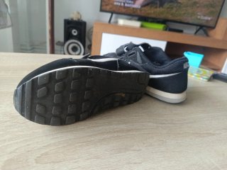 Zapatillas Nike Niños Velcro Negro Blanco TALLA 32