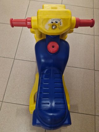 Moto correpasillos. Molto. Hasta 3 años