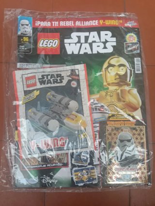 Pacchetto di riviste e oggetti Lego Star Wars