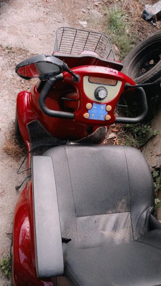 Scooter eléctrico movilidad reducida