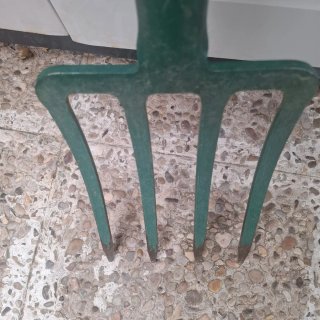 Horca cava GEOLIA acero forjado