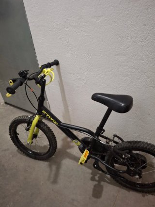 Bicicleta infantil Decathlon 16 B'TWIN