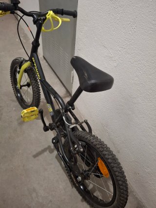 Bicicleta infantil Decathlon 16 B'TWIN