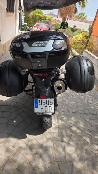 Suzuki V-Strom 650 DL 2012