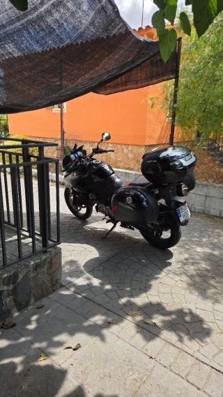 Suzuki V-Strom 650 DL 2012