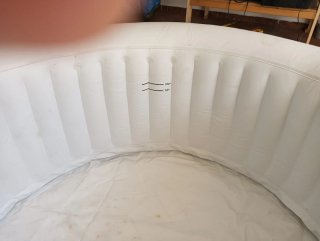 Jacuzzi inflable con reparaciones
