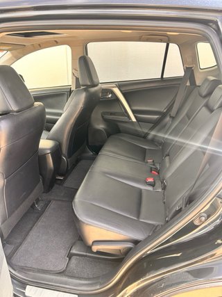 Toyota RAV4 2015