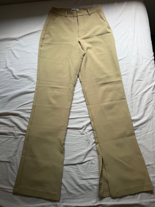 Pantalón campana beige talla 36