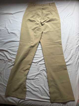 Pantalón campana beige talla 36