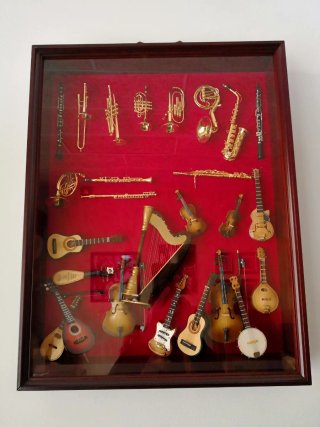 Colección instrumentos musicales miniatura