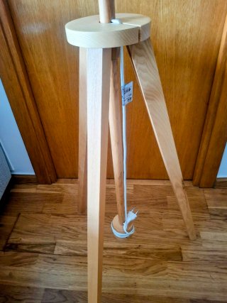 Lámpara de pie LAUTERS Ikea Madera Blanca