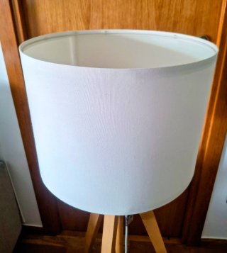 Lámpara de pie LAUTERS Ikea Madera Blanca