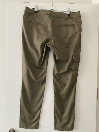 Pantalones cargo Mango verdes mujer