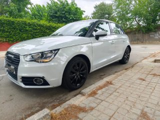 Audi A1 Sportback Attraction 1.6TDI 90CV 2013