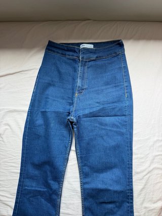 Pantalón campana Zara talla 36