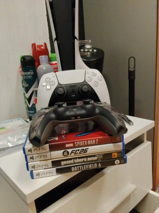 Consola PS5 1TB + 7 Juegos