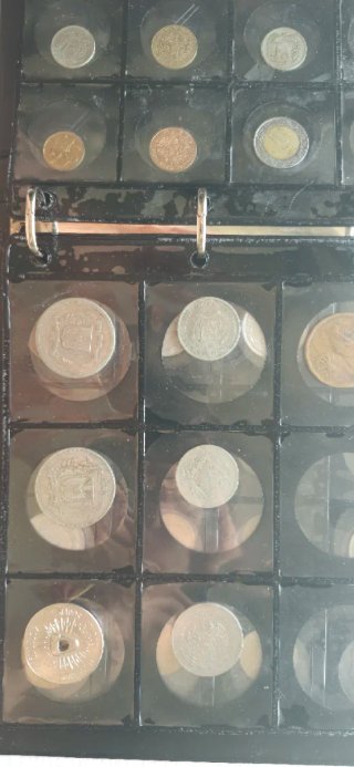Lote 50 monedas Mexico y Chile