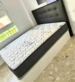 Camas y armarios de dormitorio