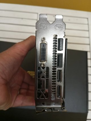 Tarjeta Gráfica XFX, RX-570P4D VE.0
