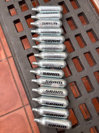 Cartuchos CO2 SRAM (14unidades)