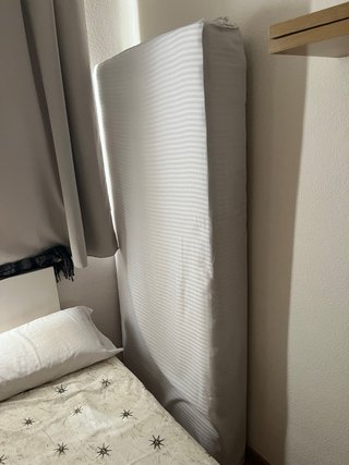 Colchón IKEA 90x1,90 Casi Nuevo HAMARVIK