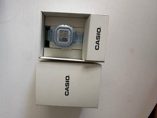 Reloj Casio Digital LA-20WHS-2AEF Azul