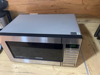 Microondas Samsung GE87M Ceramic Inside