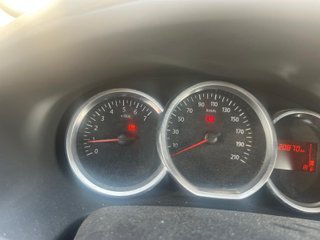 Dacia Logan 2020 en muy buen estado y pocos kms.