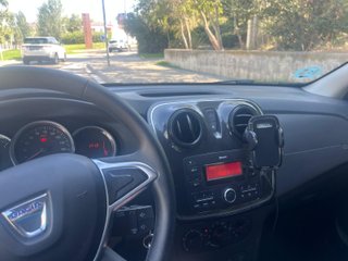 Dacia Logan 2020 en muy buen estado y pocos kms.