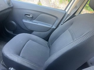 Dacia Logan 2020 en muy buen estado y pocos kms.