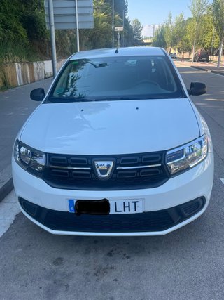 Dacia Logan 2020 en muy buen estado y pocos kms.