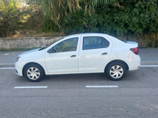 Dacia Logan 2020 en muy buen estado y pocos kms.
