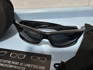 Gafas de sol polarizadas Oakley nuevas