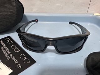 Gafas de sol polarizadas Oakley nuevas