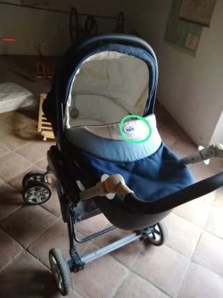 Silla de paseo azul para bebé
