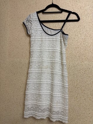Vestido blanco con encaje