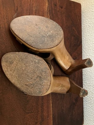 Sandalias Unisa tacón madera verano marrones