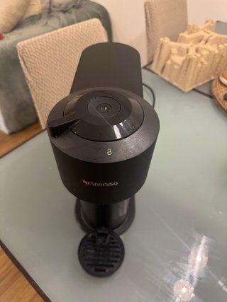 Cafetera Nespresso Vertuo Next DeLonghi