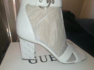 Sandalias Guess