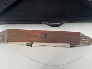 Instrumento musical de cuerda