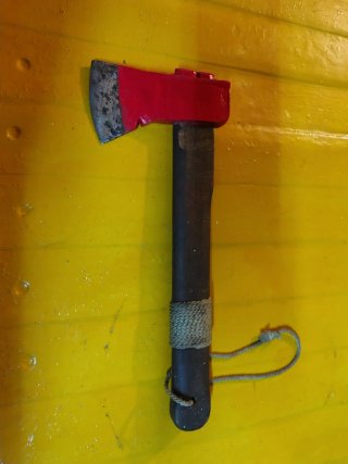 Hacha Bomberos Barco