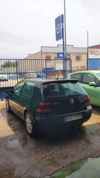 Volkswagen Golf GTI