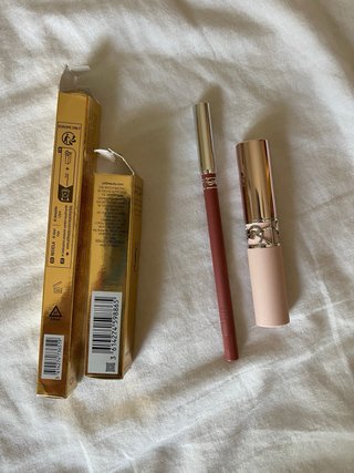 Dúo YSL: Labial y Perfilador LOVENUDE