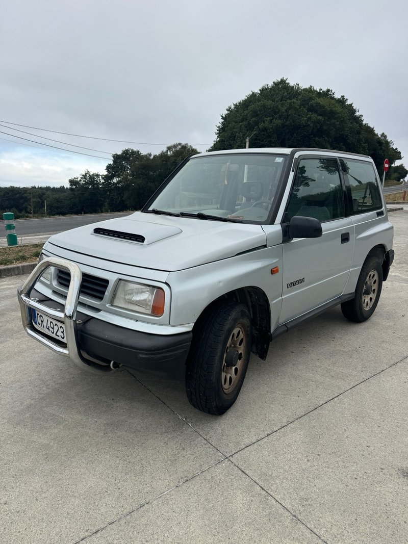 Suzuki Vitara 1998 - foto 1