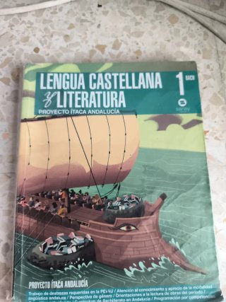 Vendo libros de 1° de bachillerato de humanidades.