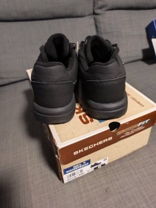 Zapatillas Skechers Negras Impermeables