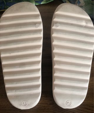 Chanclas unisex beige