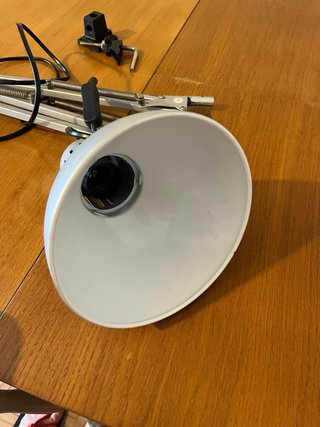 Flexo de escritorio metálico ajustable