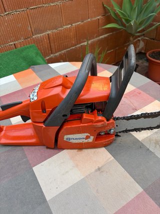 Motosierra Husqvarna 236 X-TORQ