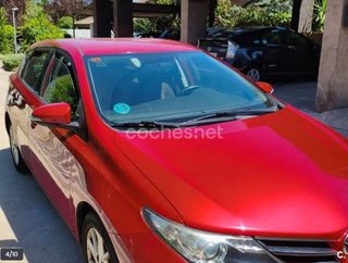 Toyota Auris 2013